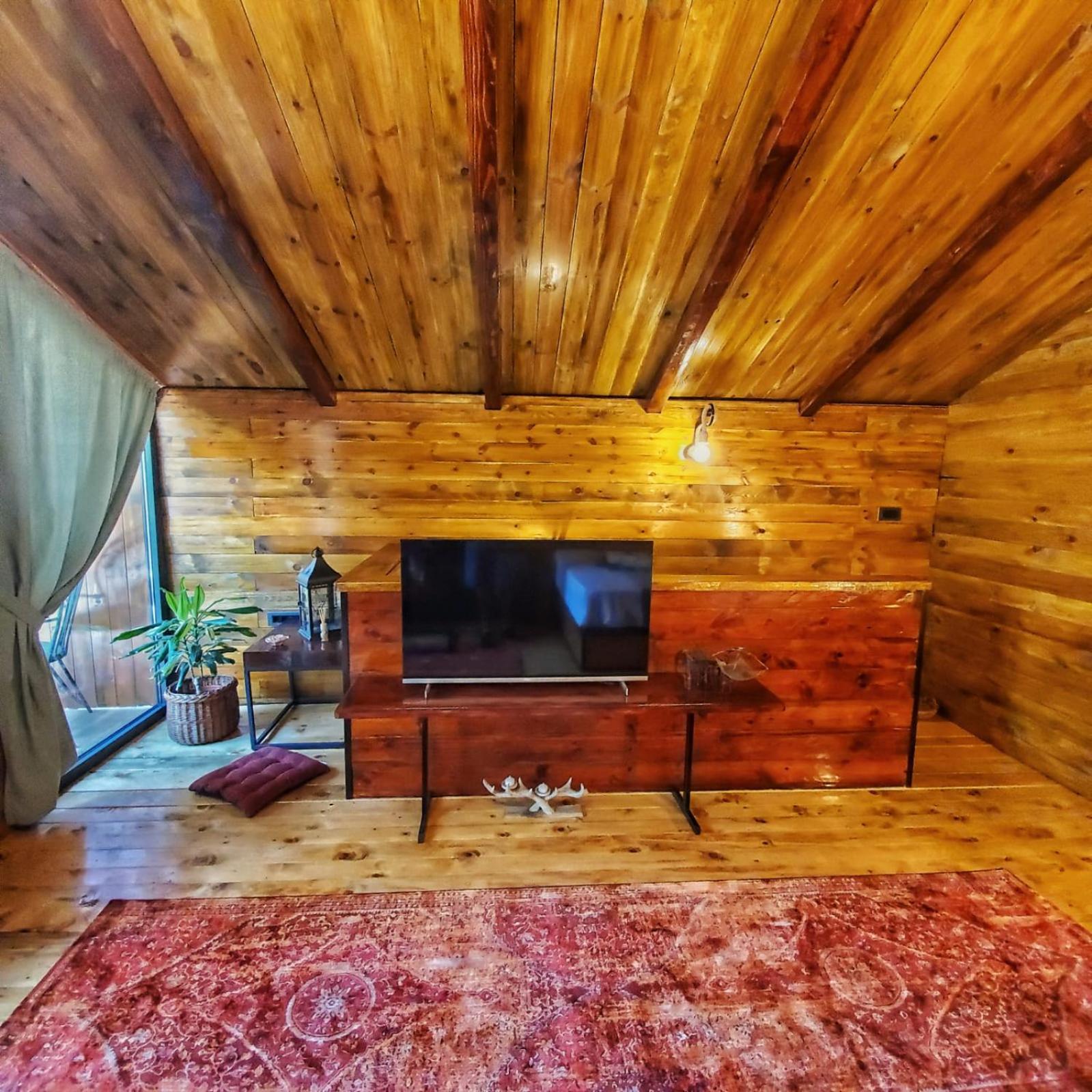 Coratina Cottage 울친 외부 사진